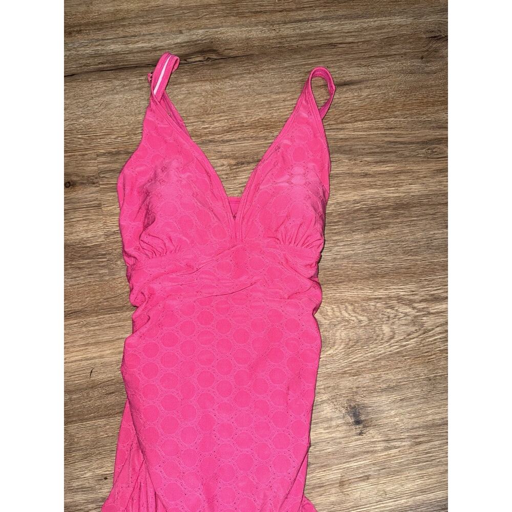 Crown & Ivy women's one-piece ruffle swimdress Hot Pink Preppy Beach Large - Picture 2 of 5